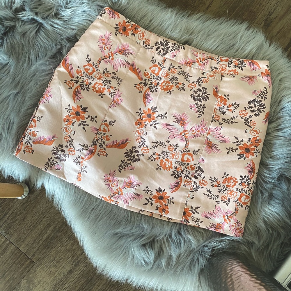 Forever 21 Pink Flowery Skirt